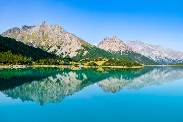 istock Laghi di Cancano, Lombardy, Italy 1329463560