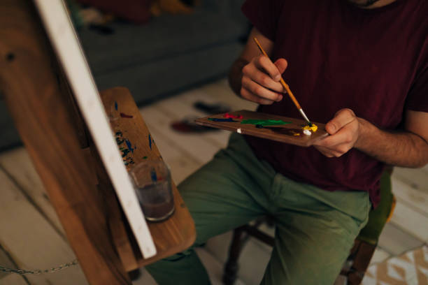 istock He paint to relax his mind 1329491719