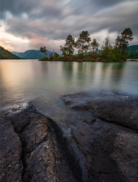 istock Gordon Bay Lake Cowichan 1329579952
