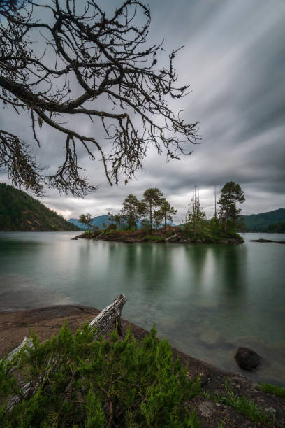 istock Gordon Bay Lake Cowichan 1329580198