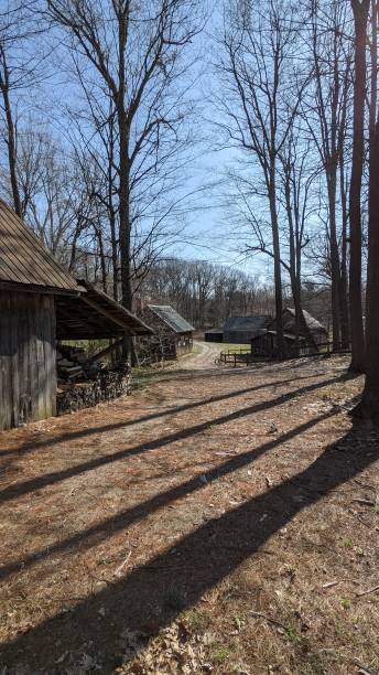 istock Period village (photo4) 1329604027