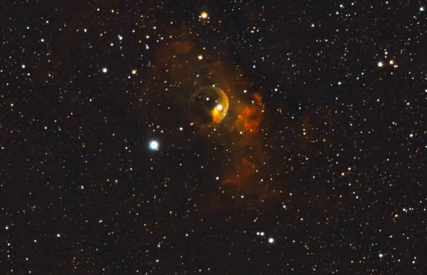 la nébuleuse de la bulle, aussi connue sous le nom de ngc 7653 - 7653 photos et images de collection