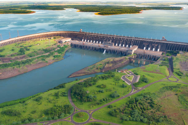 istock Itaipu Hydroelectric Dam 1329706436