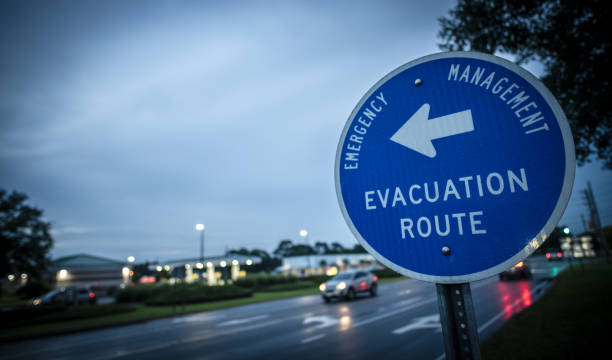 percorso di evacuazione dell'uragano - forza della natura foto e immagini stock