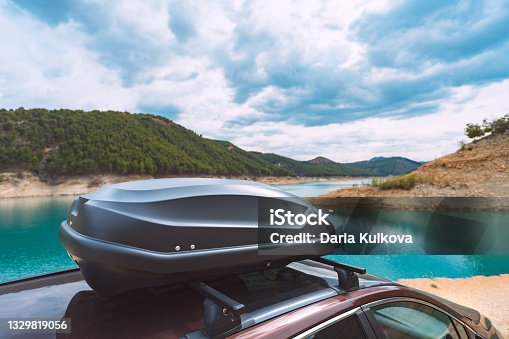 2.100+ Fotos, Bilder und lizenzfreie Bilder zu Auto Dach - iStock