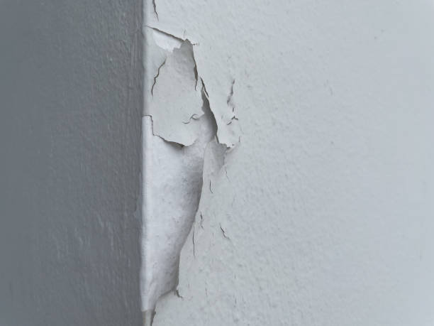 istock The peeling of the paint on the wall. 1329831903