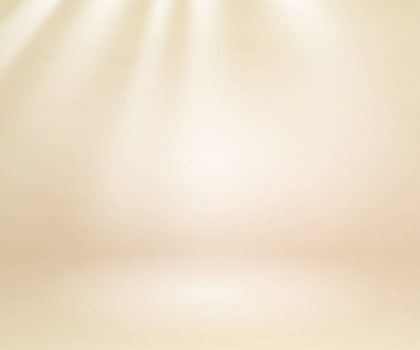 бежевый студийный фон. нейтральный фон с мягкими лучами. теплое мягкое освещение студии. фотостудия софт бокс нейтрального освещения. - backgrounds beige softness abstract stock illustrations