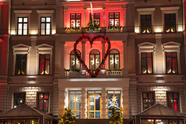 gothenburg cityscape at night, christmas - gothenburg city urban scene illuminated imagens e fotografias de stock