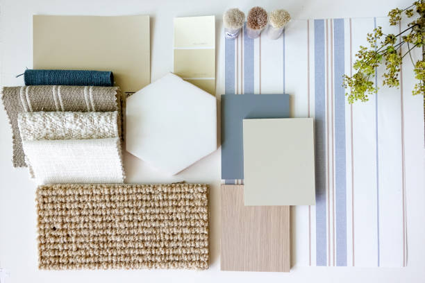 концепция мудборда, пробной доски и мебельного картон с образцами дизайна интерьера, расположенными по схеме - carpet sample стоковые фото и изображения