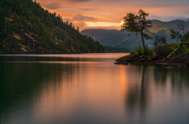 istock Gordon Bay Lake Cowichan 1329937110