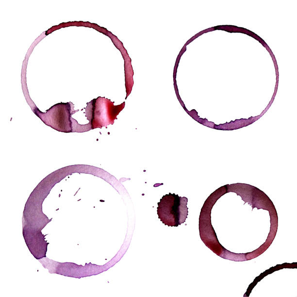 weinfleckenkreiseffekt textur glas rotwein weißer hintergrund - spilling wine glass drink stock-grafiken, -clipart, -cartoons und -symbole