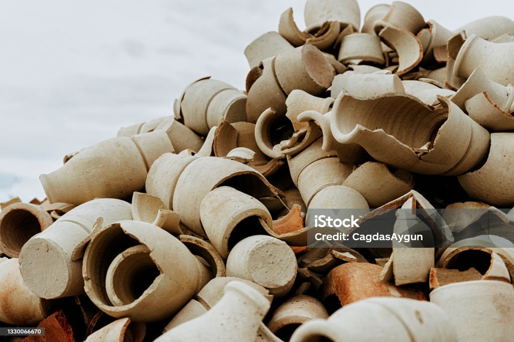 Ceramic vases / clay vase damaged during manufacture Broken Stock Photo