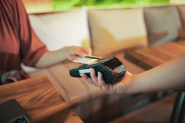 istock No cash, card only 1330120527