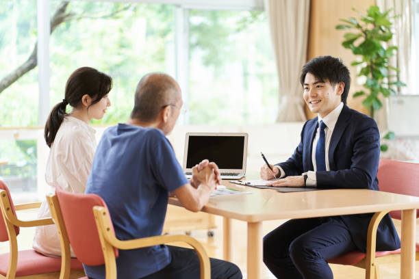 istock A man in the sales position who makes a proposal 1330157152