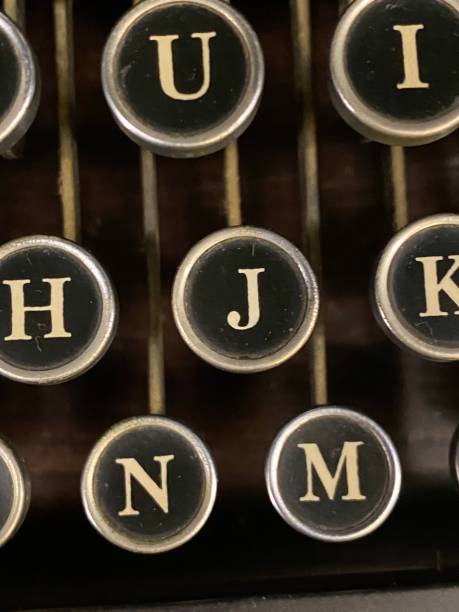 letras de máquina de escribir h j k m n - letter h typewriter alphabet old fotografías e imágenes de stock