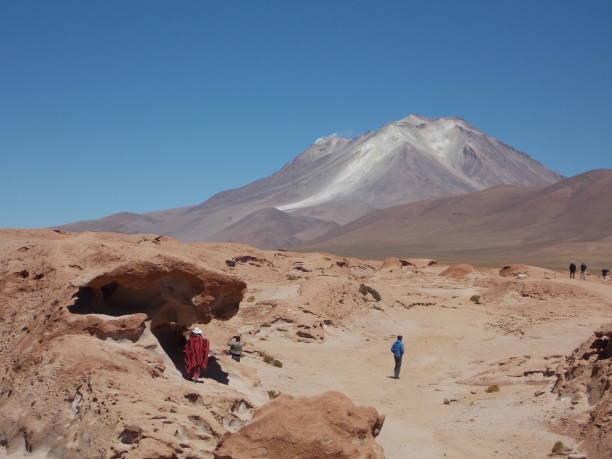 istock Desert Salar Uyuni - Bolivia 1330232904