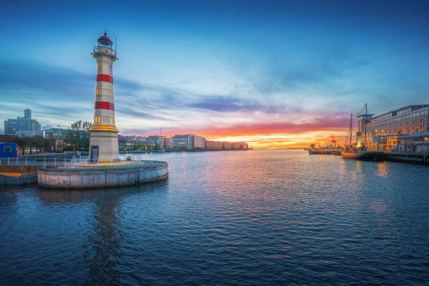 istock Malmo Old Lighthouse at sunset - Malmo, Sweden 1330281503