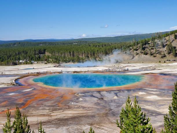 istock Yellowstone National Park 1330325369
