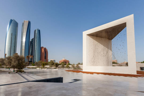 アブダビの創設者の記念碑とエティハド塔。近代建築。 - abu dhabi united arab emirates corniche city ストックフォトと画像