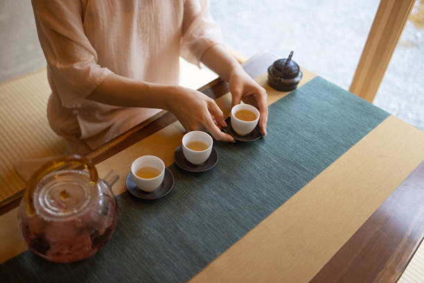 women show tea ceremony