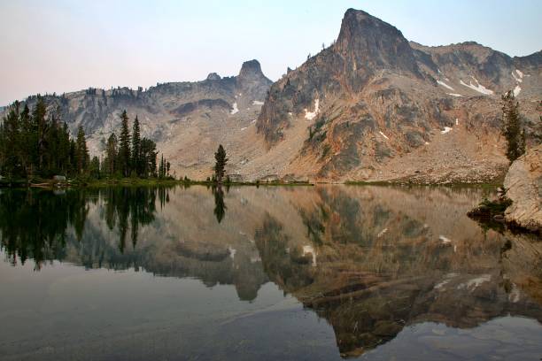 istock Sawtooth Mountains of Idaho 1330467664