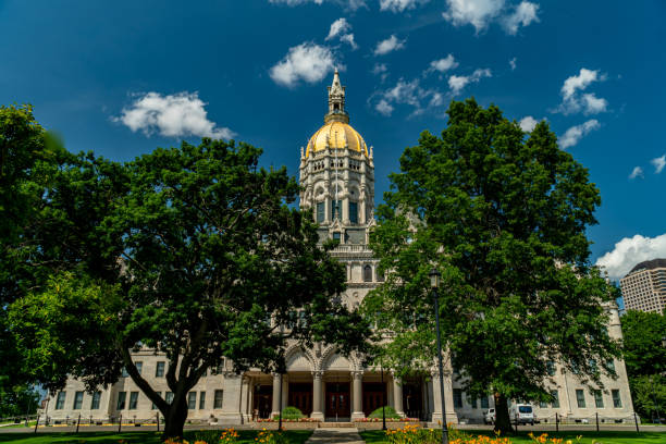 Connecticut State House Connecticut State Capitol Building - Hartford, CT american hartford gold group reviews stock pictures, royalty-free photos & images