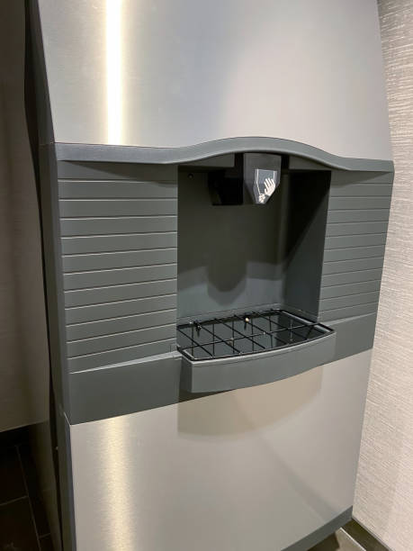 máquina expendedora de hielo del hotel - ice machine fotografías e imágenes de stock