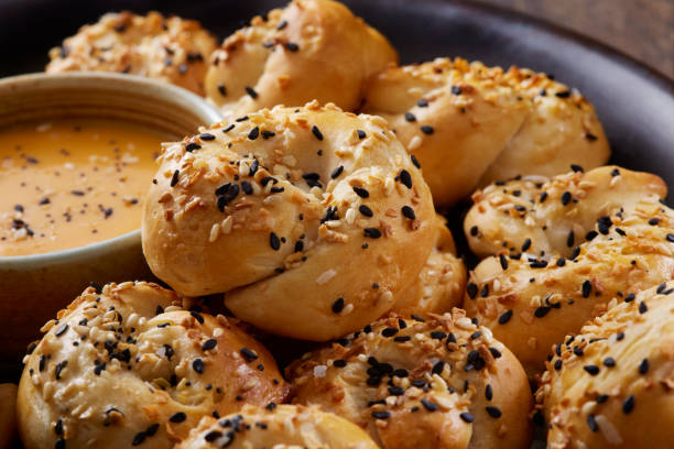 istock Everything Bagel Spiced Garlic Knots 1330792474