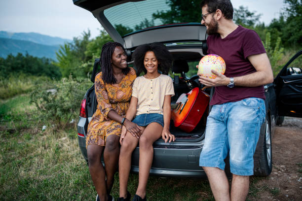 istock Weekend is a great day for a picnic 1330797412