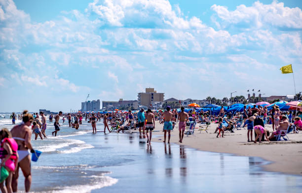 istock busy with people myrtle beach on a hot summer day 1330802225