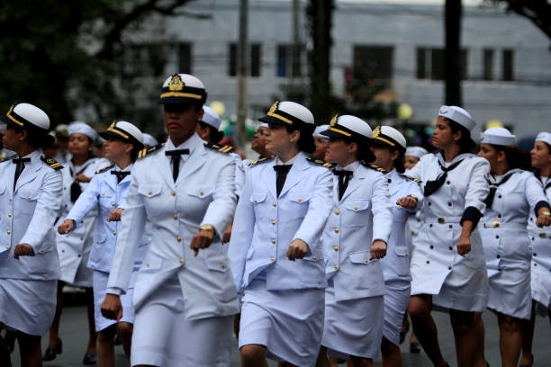 marynarki wojennej podczas parady - parade marching military armed forces zdjęcia i obrazy z banku zdjęć