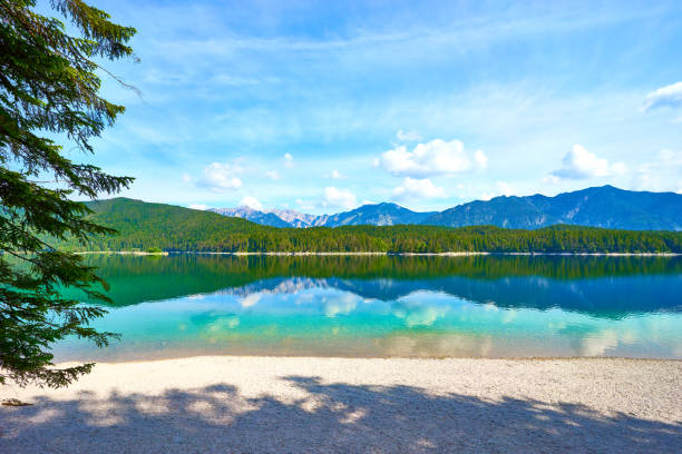 istock Picturesque Lake Eibsee 1330874221