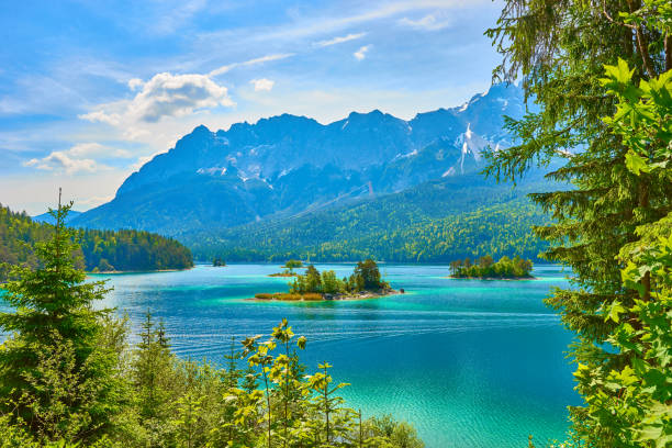 istock Picturesque Lake Eibsee 1330875025