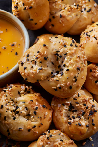 istock Everything Bagel Spiced Garlic Knots 1330982376