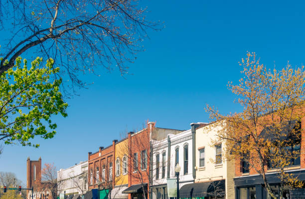 istock Small Town America Shops 1331154189