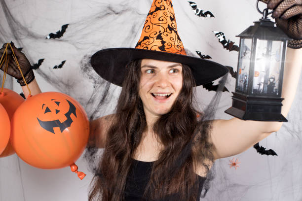 istock Halloween people 1331226288