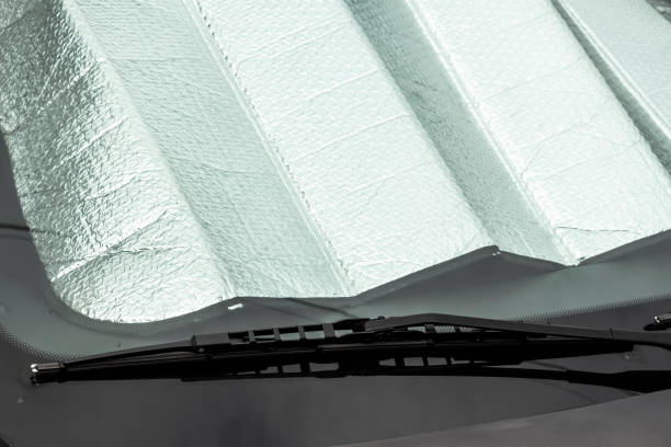 osłona termiczna w samochodzie - car sun screen window sunshade built structure zdjęcia i obrazy z banku zdjęć