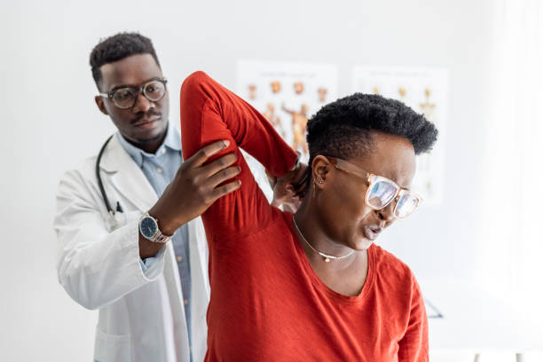 istock The pain is right on this spot doc 1331432524