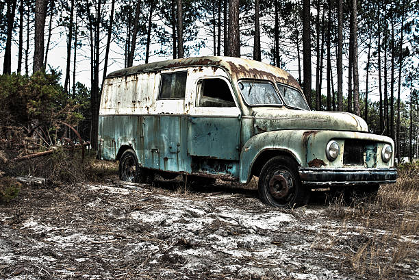 istock Abandoned Truck in the field 133144775