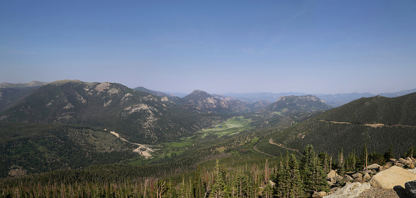 Panoramic view of the Rocky Mountain Range from the Rainbow Curve Overlook in Rocky Mountain National Park, Colorado, USA