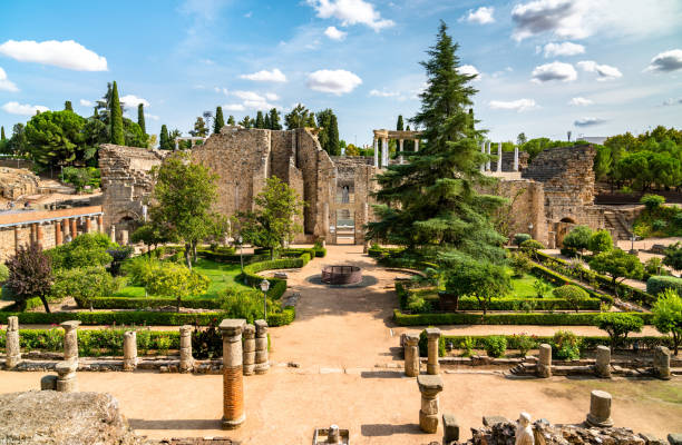 스페인의 메리다 로마 극장 - stone architecture and buildings monument temple 뉴스 사진 이미지