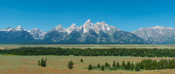 pasmo górskie grand teton, wyoming - teton valley zdjęcia i obrazy z banku zdjęć