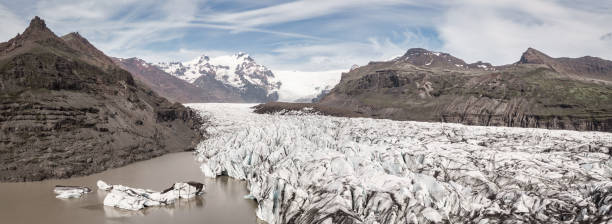 아이슬란드 스비나펠스요쿨 빙하 파노라마 스비나펠스요쿨 크레바스 - glacier bay national park 뉴스 사진 이미지