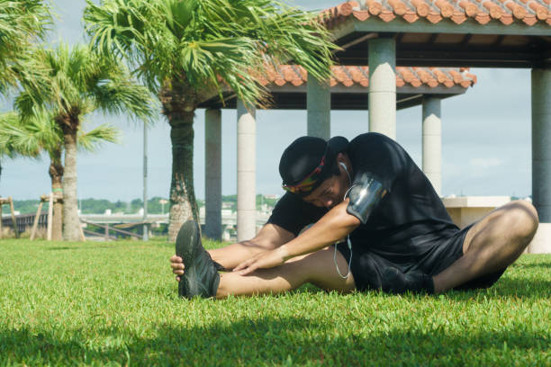 Preparatory Exercise Routine 10,700+ Stretch Before Exercise Stock Photos, Pictures & Royalty-Free ...