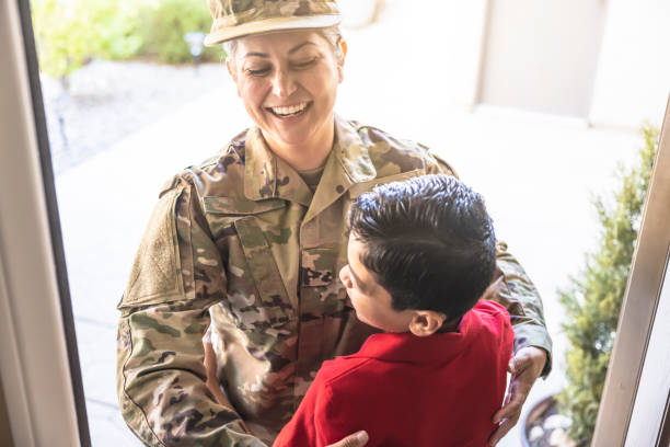 istock Military Mother Returning Home 1331836244