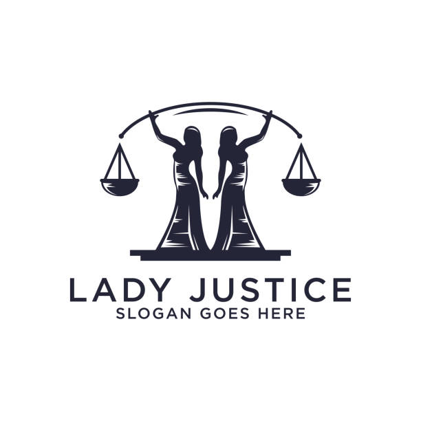저울 벡터 일러스트를 들고 서 있는 두 명의 여성, 빈티지 로펌 로고 아이콘 디자인 영감 - scales of justice stock illustrations