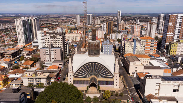 ポンタグロッサ市の空中写真 - architecture blue building exterior cathedral ストックフォトと画像