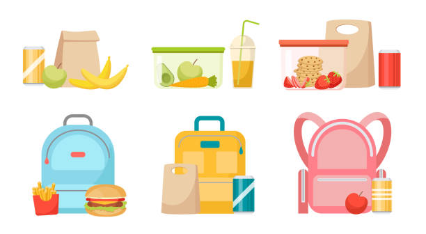 set von schul-lunchboxen und rucksäcken, lunchbox-sammlung mit fast food, gesundes obst oder gemüse in packungen verpackt - lunch box packed lunch apple symbol stock-grafiken, -clipart, -cartoons und -symbole