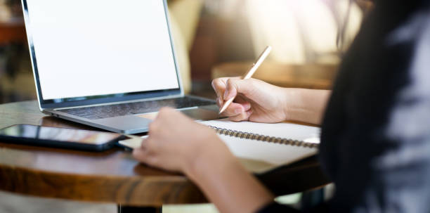 istock business and finance 1331910638
