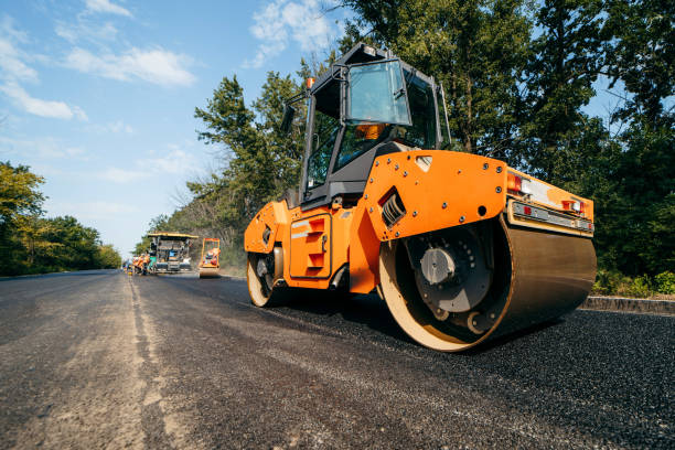 istock Road service repairs the highway 1331984055